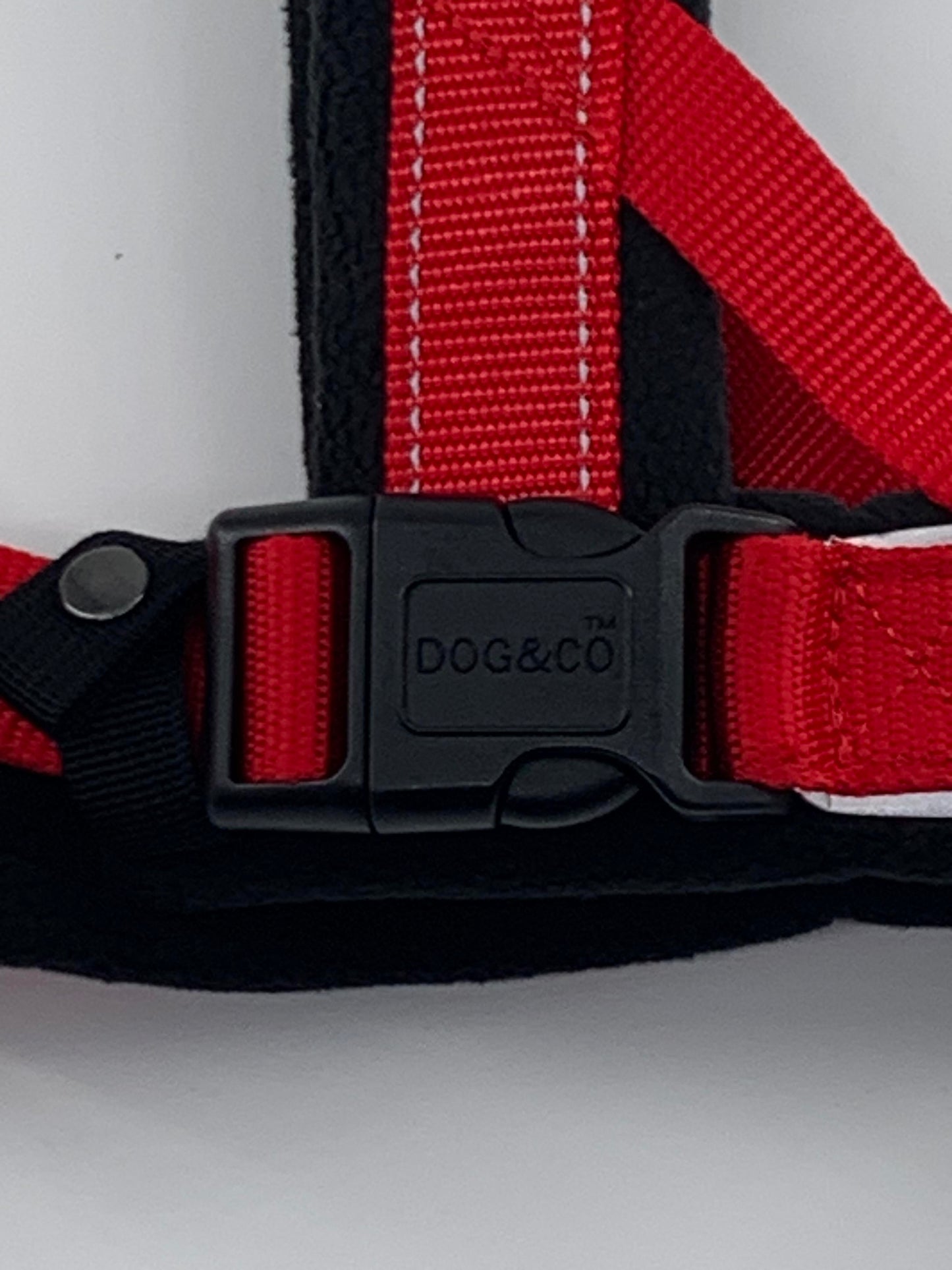 D&C Medium Reflective Padded Harness Red